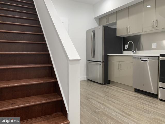 Building Photo - 1231 Vine St