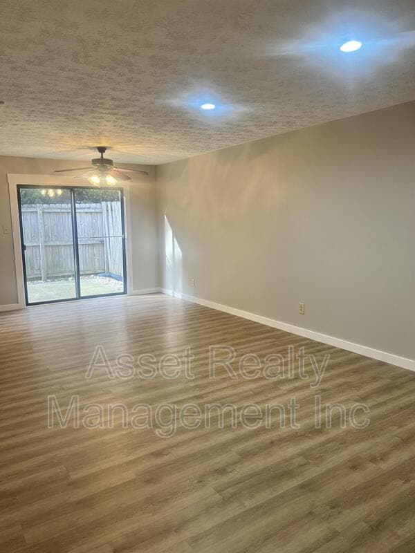 Building Photo - 2705 Sood Rd