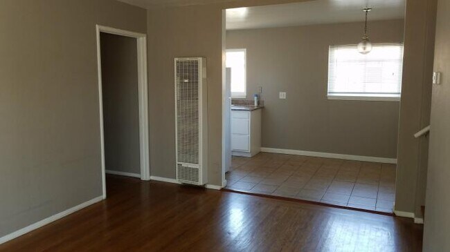 Foto del edificio - 4 bedroom in San Leandro CA 94578