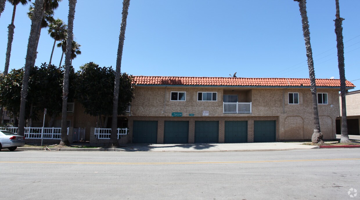 Foto del edificio - 1303 WALNUT Ave