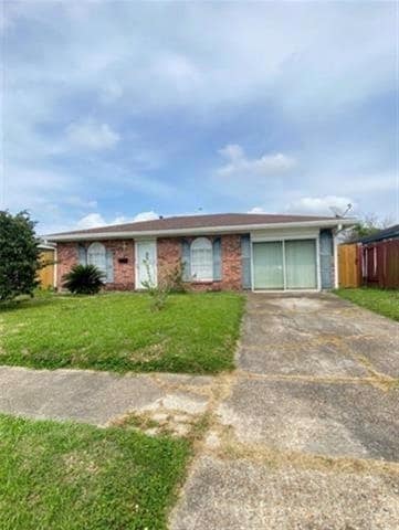 Photo - 1157 Beechwood Dr House