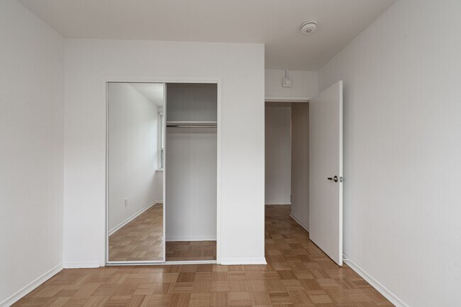 Building Photo - 4 Overland Drive