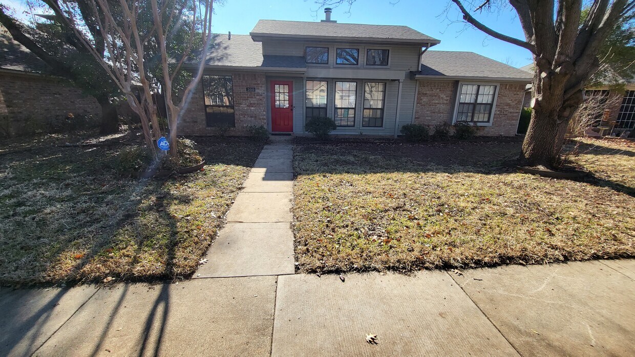300 Plum Hollow St, Denton, TX 76207 House Rental in Denton, TX