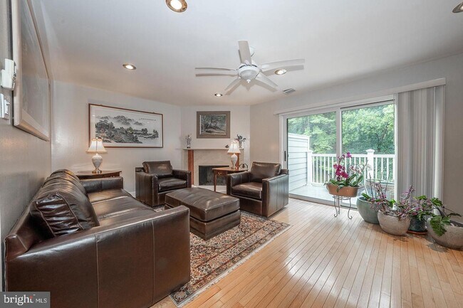Foto del edificio - 1750 Oakwood Terrace