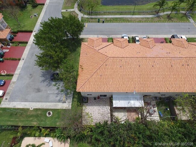 Foto del edificio - 5612 SW 162nd Path