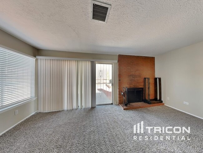 Building Photo - 12613 Indian School Rd NE