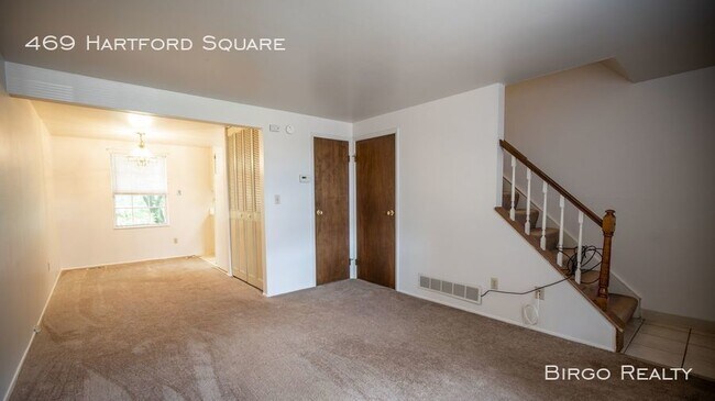 Building Photo - 469 Hartford Square
