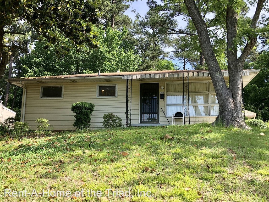 Primary Photo - 3 br, 1 bath House - 1604 Baliff Street