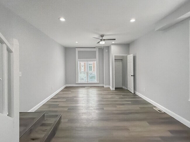 Foto del edificio - 733 N Linwood Ave