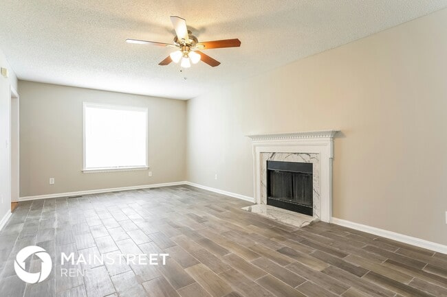 Building Photo - 1100 Curtiss Dr