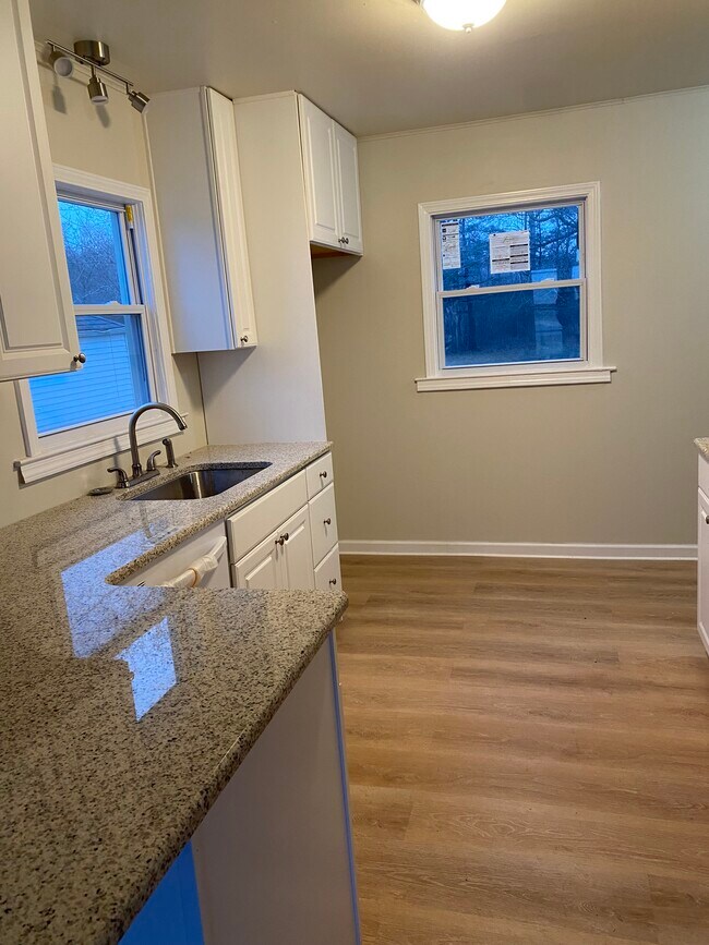 5600 Davison Rd, Clarence, NY 14031 House Rental in Clarence, NY