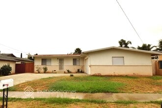 Building Photo - 1135 Erica St
