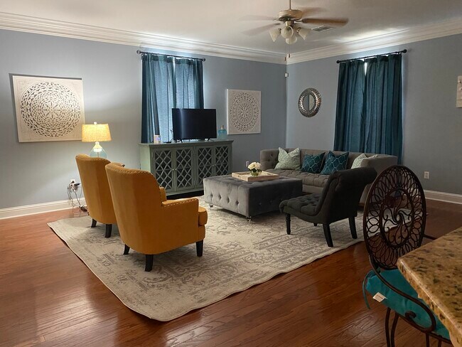 Foto del edificio - 3630 Delaware Ave