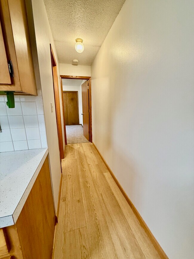 Foto del edificio - 818 5th St NW