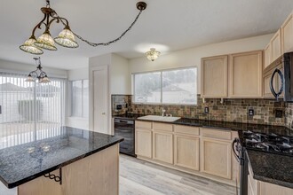 Building Photo - 9622 Farrell Dr