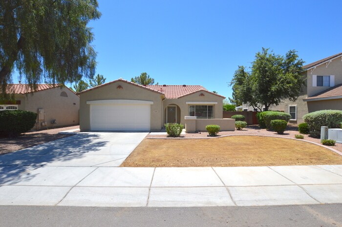 Primary Photo - 1281 E Canyon Creek Dr