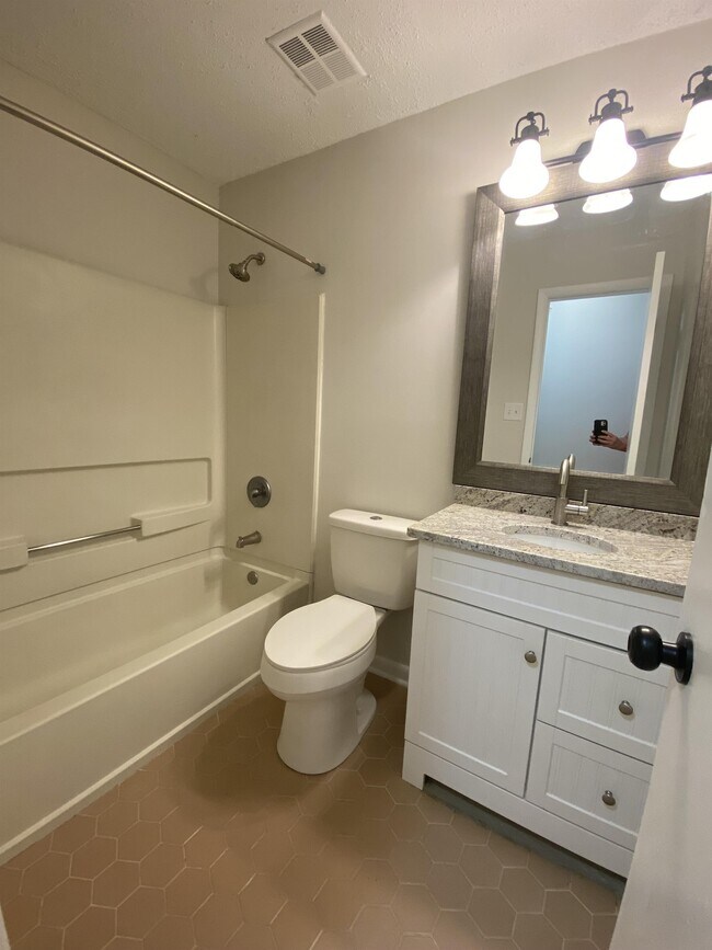 Foto del edificio - 6799 Longparrish Ct