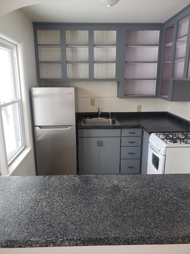 Kitchen - 601 S Orchard St