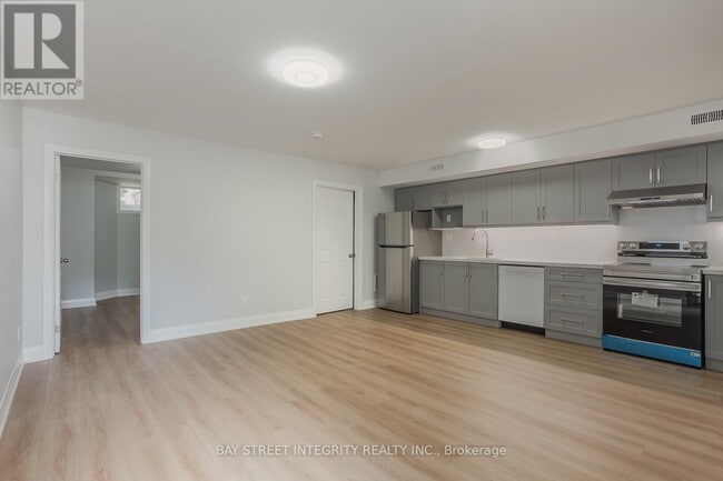 Building Photo - 19 D'Arcy St