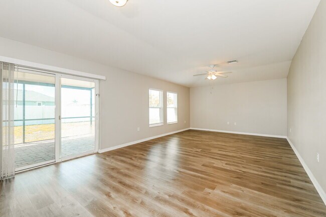 Foto del edificio - 626 SW 22nd Terrace