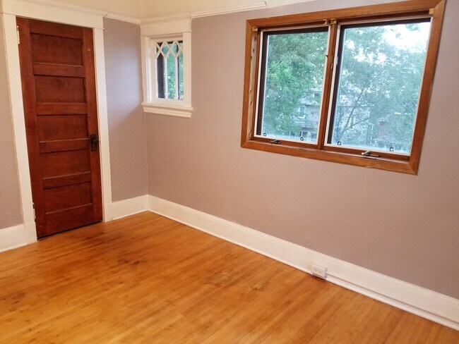 Foto del edificio - 5725 W 8th St