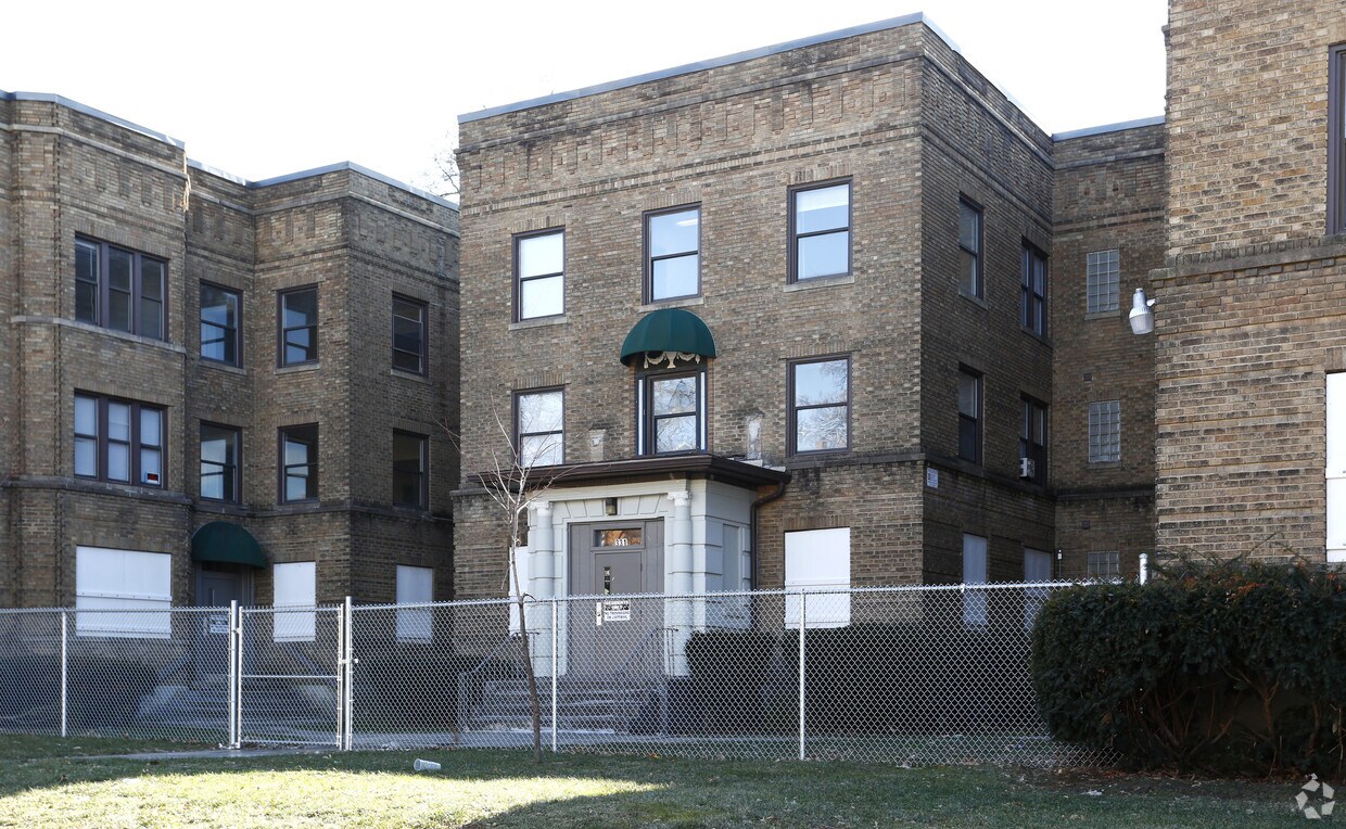 Primary Photo - Northern Apartments