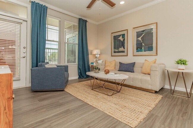 Foto del edificio - 3400 Louetta Road Unit 712