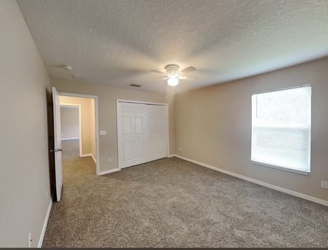 Building Photo - 88 Windrose Dr