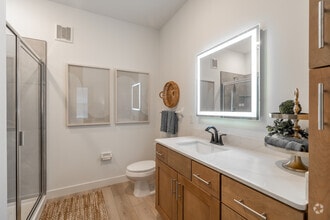 B1 2BR, 2BA - 1123SF - Primary Bathroom - Grays Creek Apartments