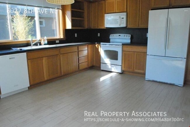 Photo - 6027 8th Ave NE- House