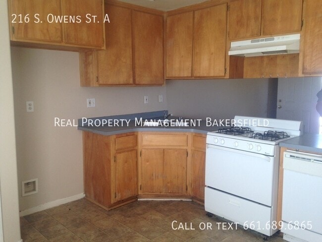 Building Photo - 216 S Owens St