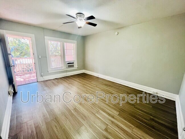 Foto del edificio - 232 4th St N