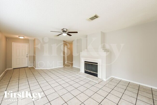 Building Photo - 9723 Autumn Valley