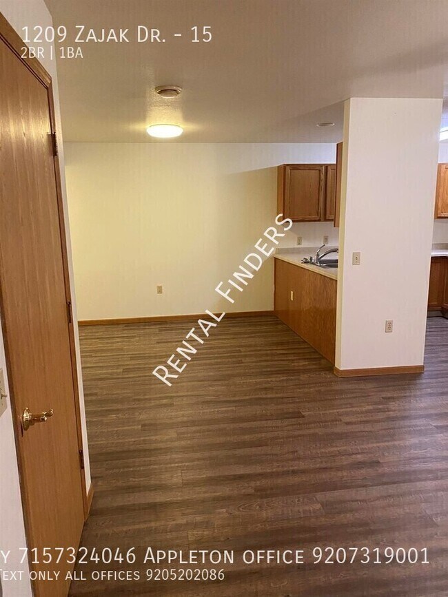 Foto del edificio - 1209 Zajak Dr