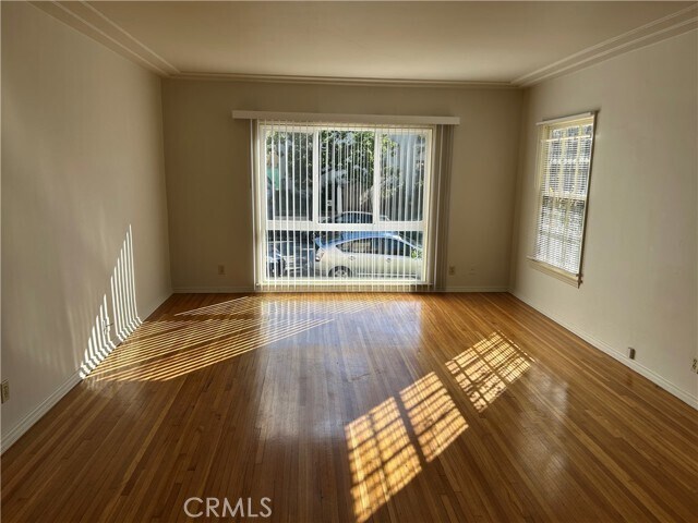 Foto del edificio - 1363 Masselin Ave