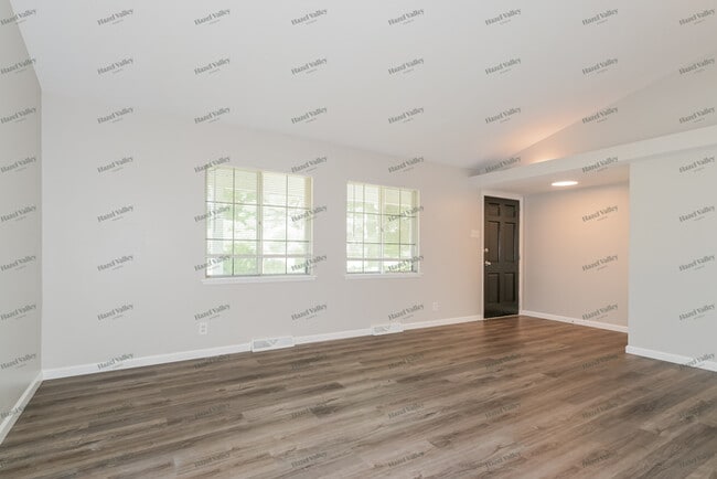 Building Photo - 11740 Fawnvalley Dr