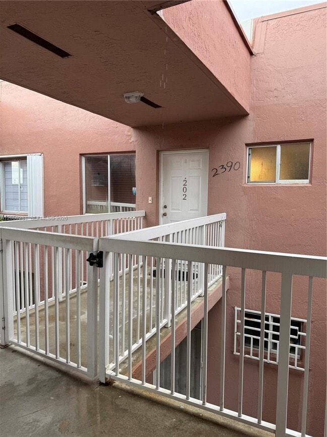 Building Photo - 2390 W 74th St