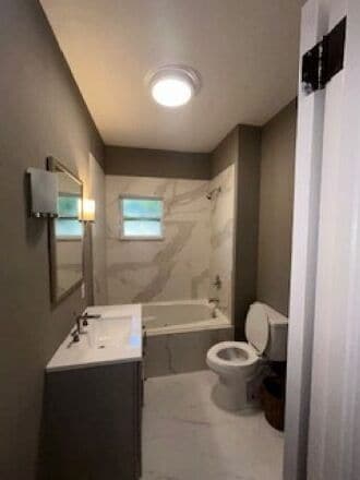 Primary Photo - 115 E Lattin St