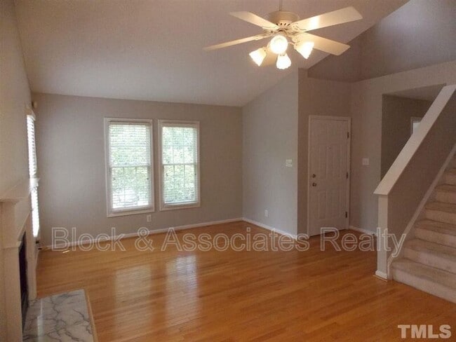 Building Photo - 223 Mint Hill Dr