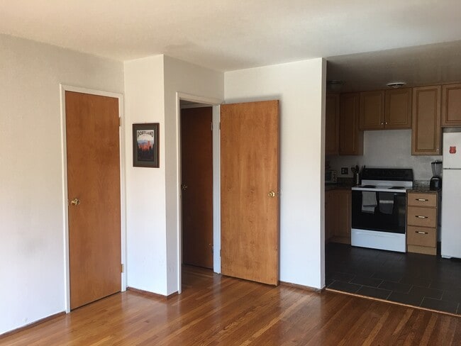 Foto del edificio - 1730 Stuart St