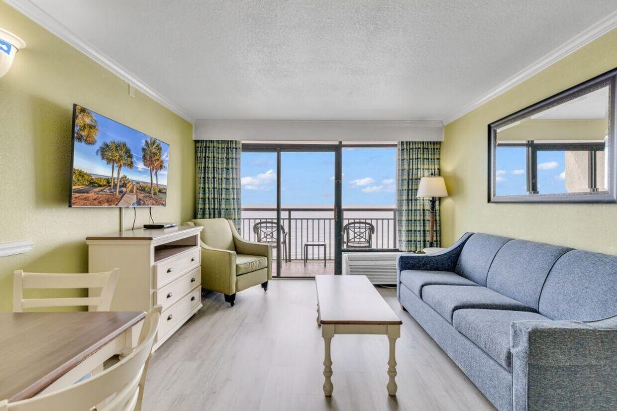Foto principal - 3000 N Ocean Blvd