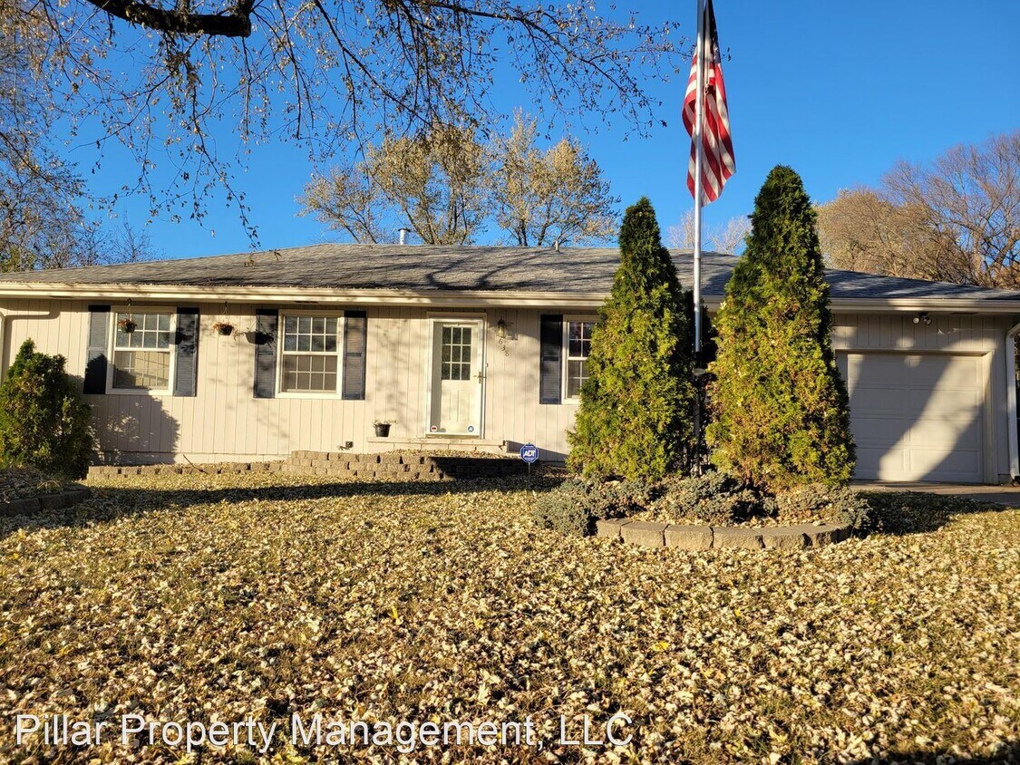 Primary Photo - 3 br, 2 bath House - 638 Spencer Ave