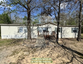Building Photo - 204 Burgess Ln