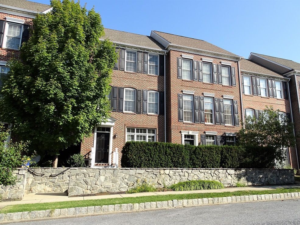 Primary Photo - 200 N Melhorn Dr
