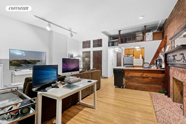 Foto del edificio - 9 W 69th St
