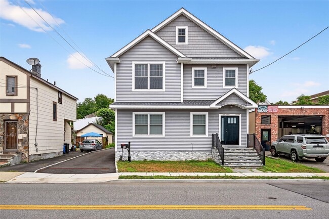 Building Photo - 91 Marble Ave