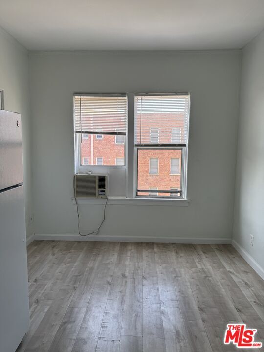 Foto del edificio - 920 S Hobart Blvd