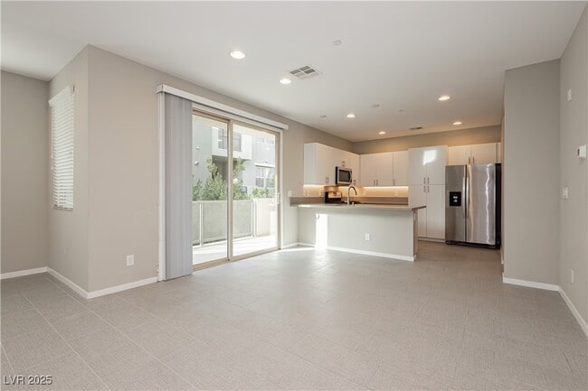 Building Photo - 11236 Rainbow Peak Ave