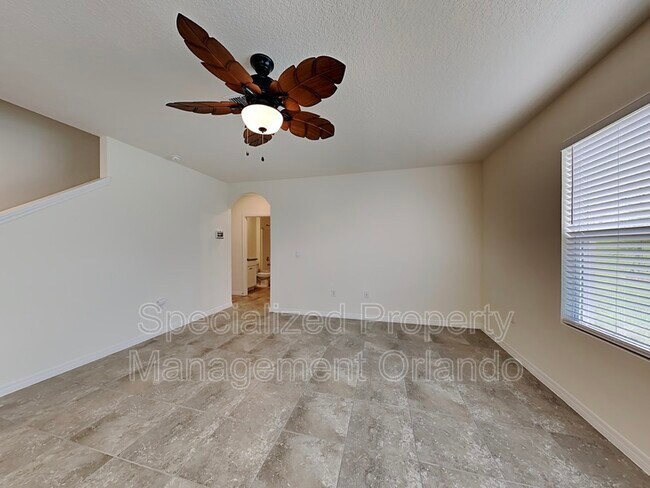 Building Photo - 9669 Black Walnut Dr