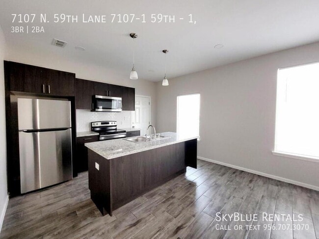 Building Photo - 7107 N 59th Ln